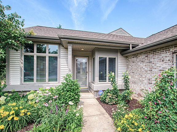 3rd image of 1943 Hidden Oak Ct SE