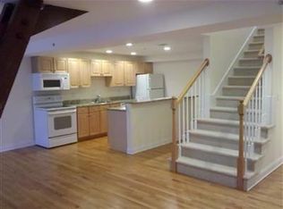 615 Main Hyannis St #7, Hyannis, MA 02601