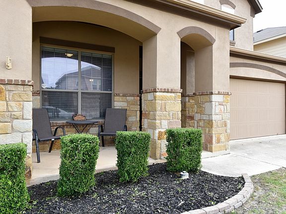 3rd image of 822 Cielo Way