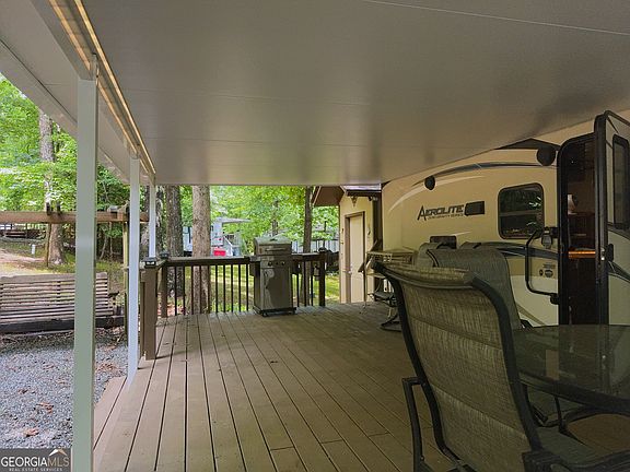 4th image of 60 Park Vista Dr