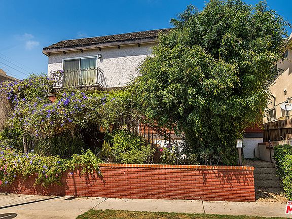2nd image of 11759 Dorothy St APT 205