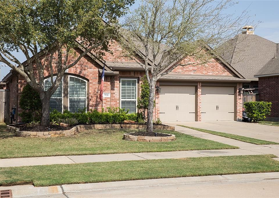 1st image of 9526 Sapphire Hill Ln