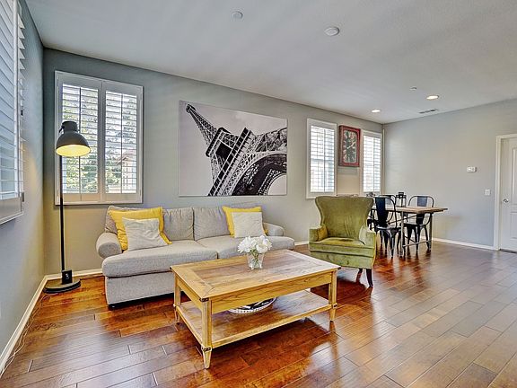 4th image of 17871 Shady View Dr Unit 9