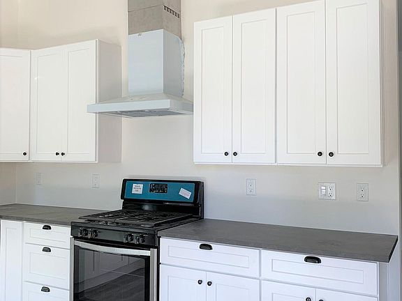2nd image of 320 N 7th St #1