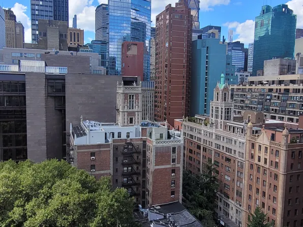 45 Tudor City Place image 6 of 9