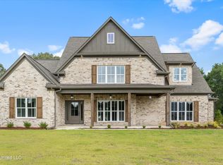 4876 Rowsey Crossing Dr, Hernando, MS 38632