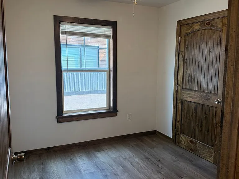 745 Cottonwood Ct — Photo 10