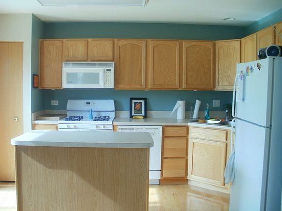 4th image of 1994 Waverly Way #1994
