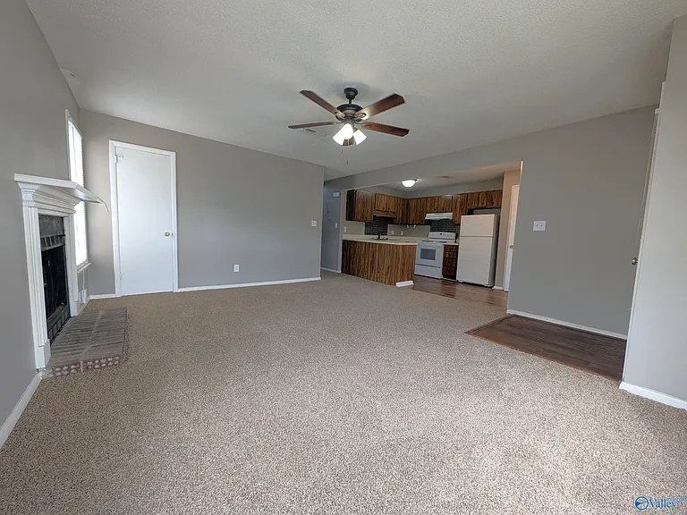 12104 Carriage Ct SE #A — Photo 9