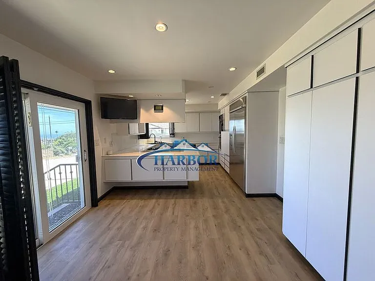 2315 Sparta Dr — Photo 10