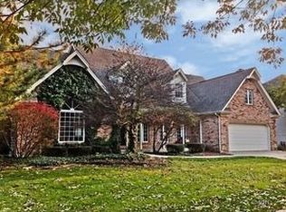 360 Brighton Dr, Wheaton, IL 60189