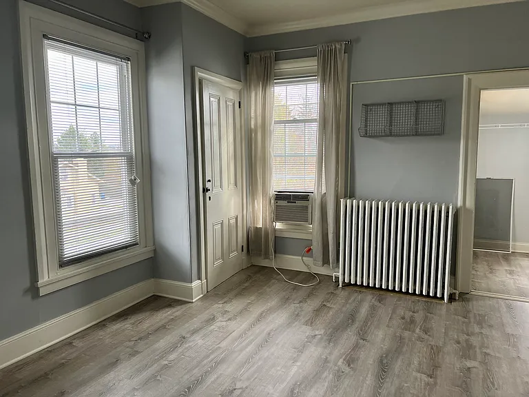 117 Maple Ln #M4 — Photo 5