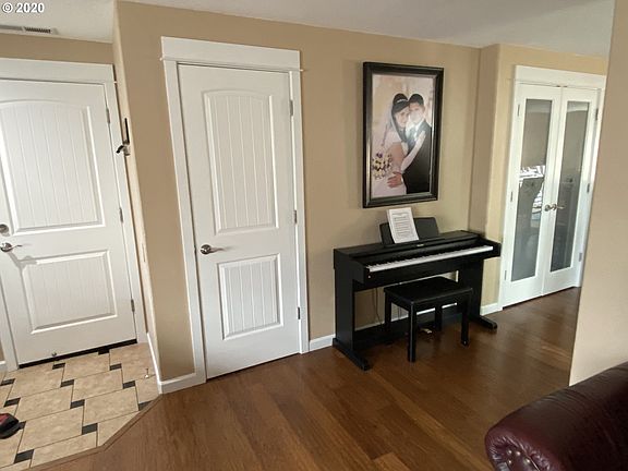 4th image of 4501 NE 136th Ave