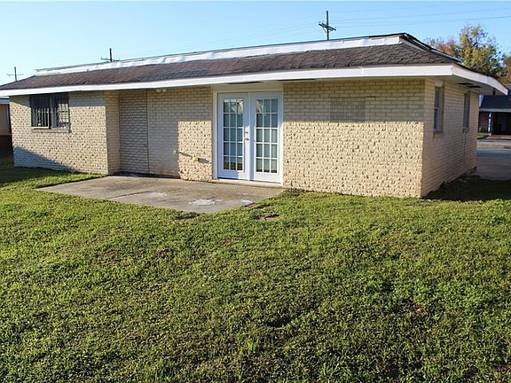 3rd image of 4022 Prentiss Ave