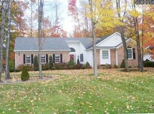 2150 Redwood Pl, Canfield, OH
