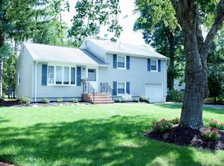 65 S Ashby Ave, Livingston, NJ 07039