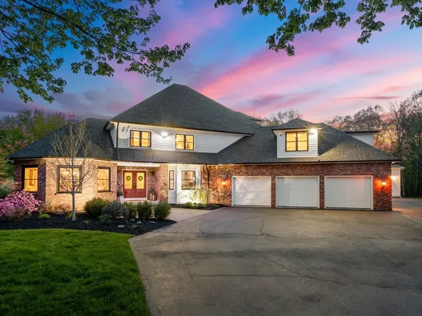 22 Spring Mdws, South Hadley, MA 01075