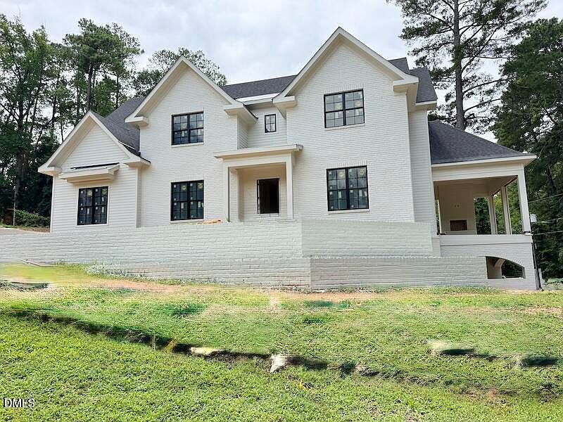 1st image of 2123 Dunhill Dr