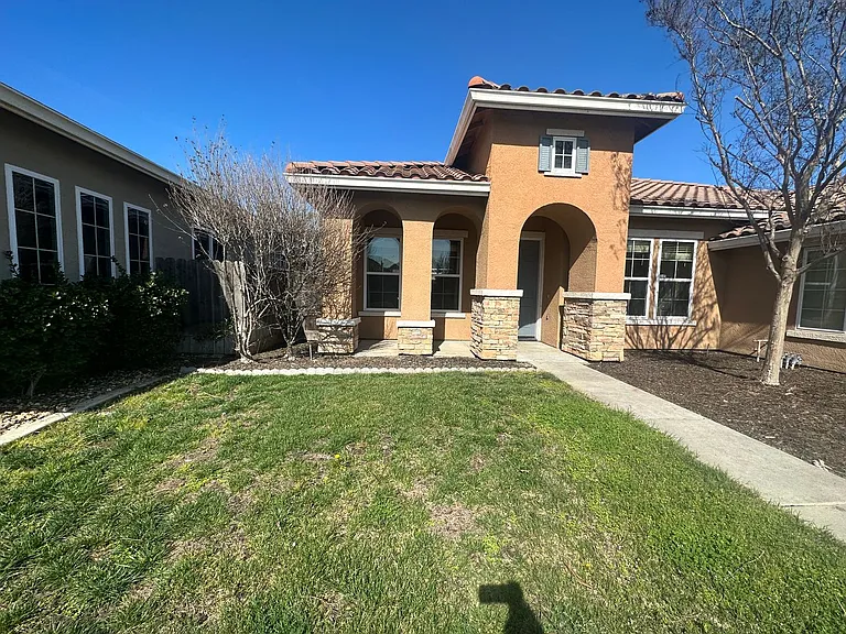 3929 Gossamer Way — Photo 1