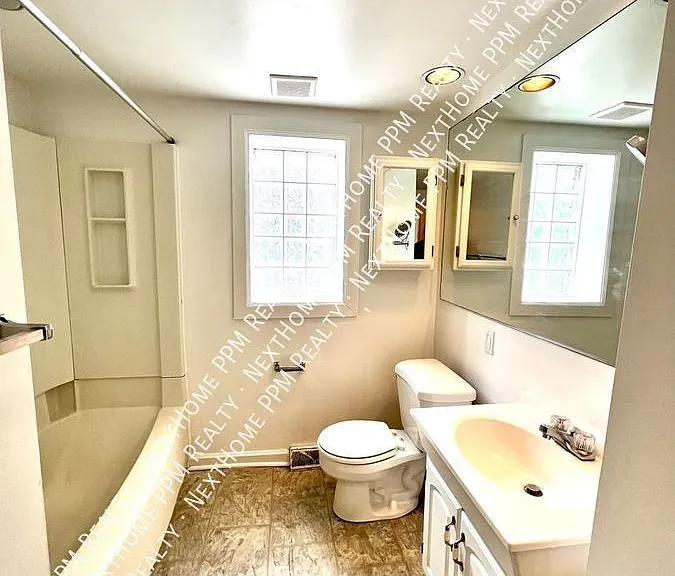 35 Wyoming St #1 — Photo 46