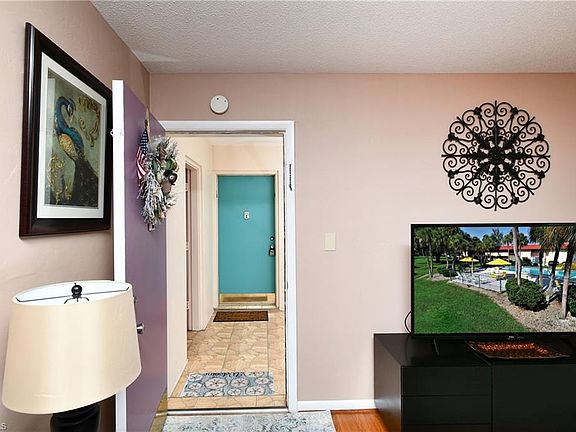2nd image of 1372 Archer St APT 5