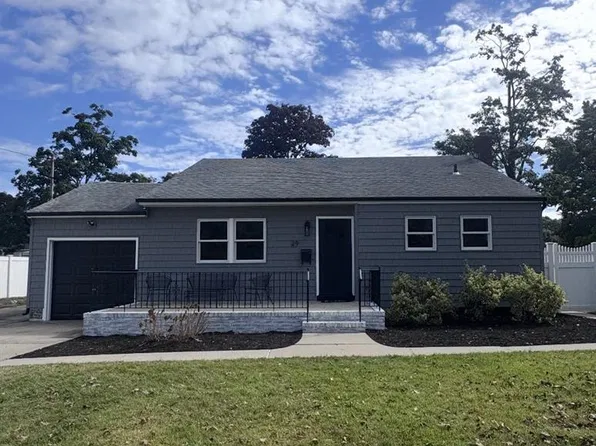 29 edgwater Avenue, Bayport, NY 11705