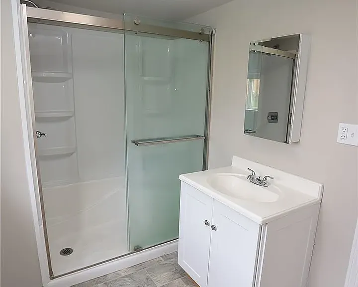 305 Chestnut St — Photo 11