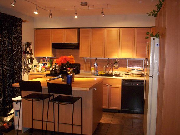 Kitchen updated in 2005