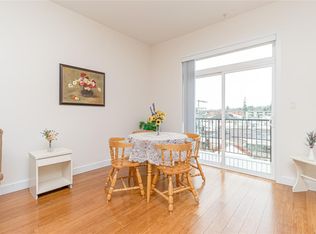 177 Kenneth St #404, Duncan, BC V9L 1N5