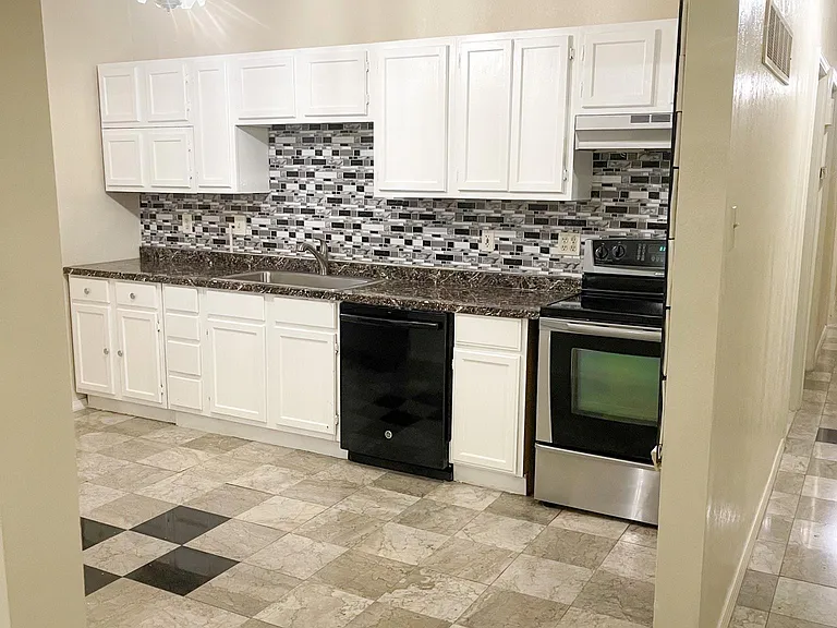 4700 Gravois Ave #1FN — Photo 8