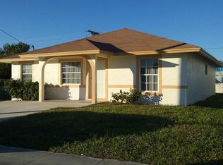 960 W 10th St, Riviera Beach, FL 33404