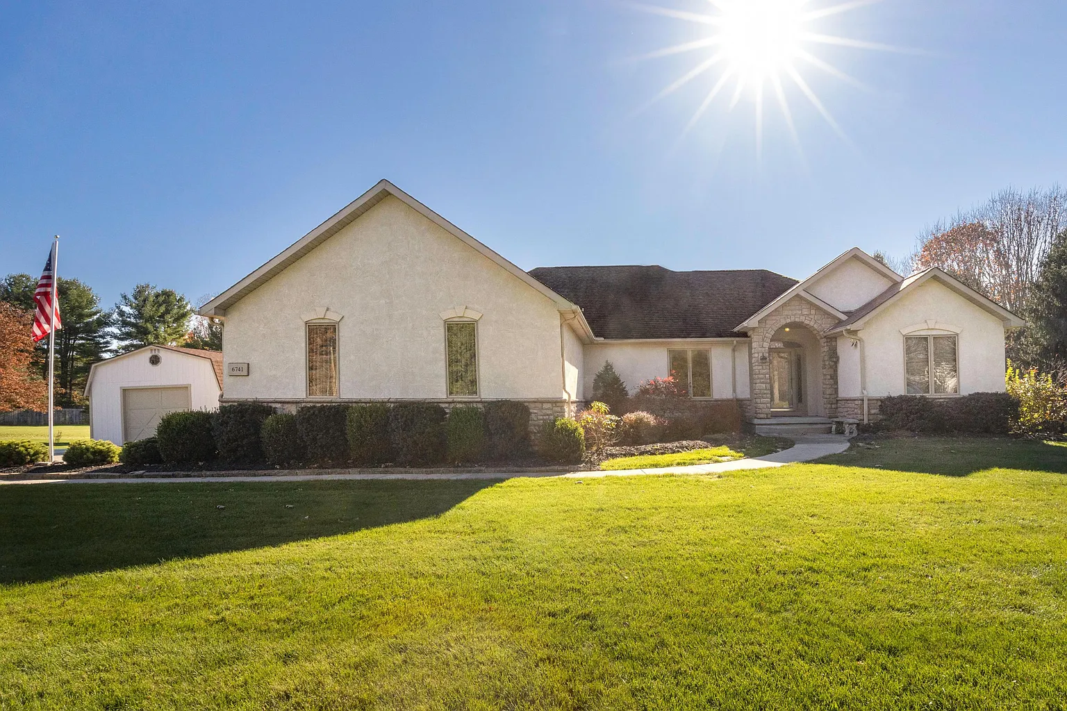 6741 Rovilla Rd photo 1