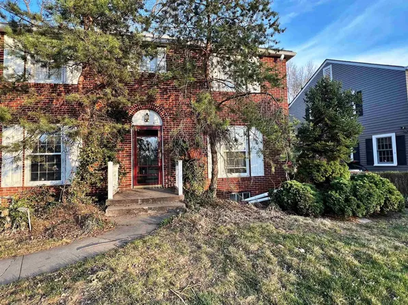 691 J E George Blvd, Omaha, NE 68132