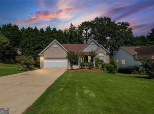 2135 Saint Thomas Way, Suwanee, GA 30024