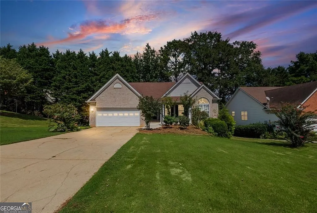 2135 Saint Thomas Way photo 1