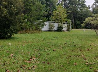 93 Mattocks Ave, Maysville, NC 28555