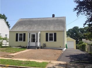 375 Ruth St, Bridgeport, CT 06606