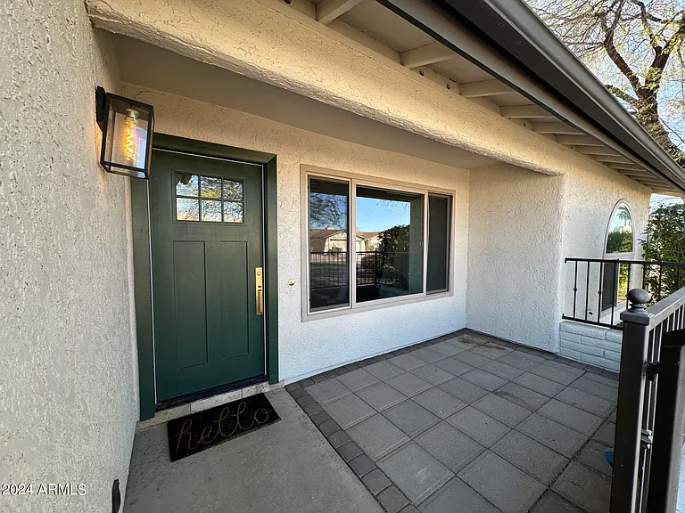 10645 E Mercer Ln — Photo 4
