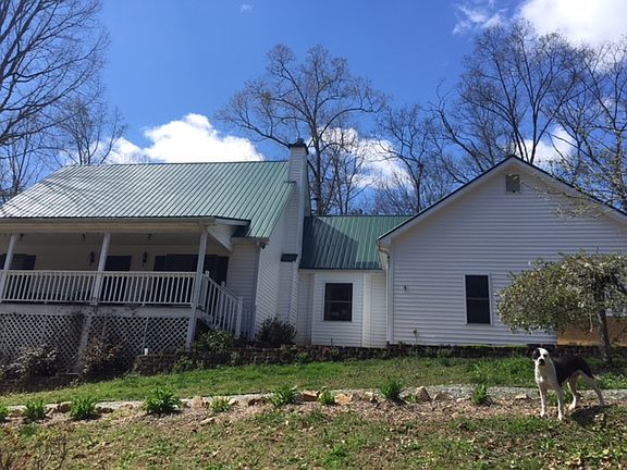 3rd image of 228 Joseph Ln
