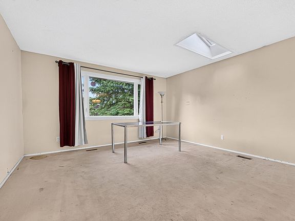 5th image of 116 Garland Cres