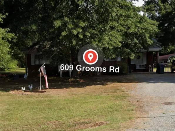 609 Grooms Rd, Reidsville, NC 27320