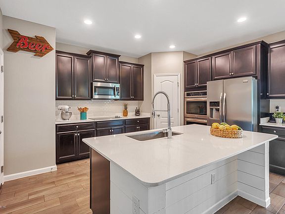 3rd image of 3918 Arbor Mill Cir