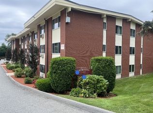74 Beach St UNIT 1, Woburn, MA 01801