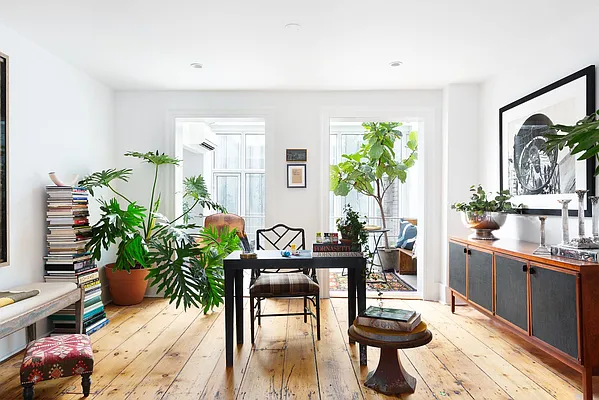 Sold by Compass | media 28