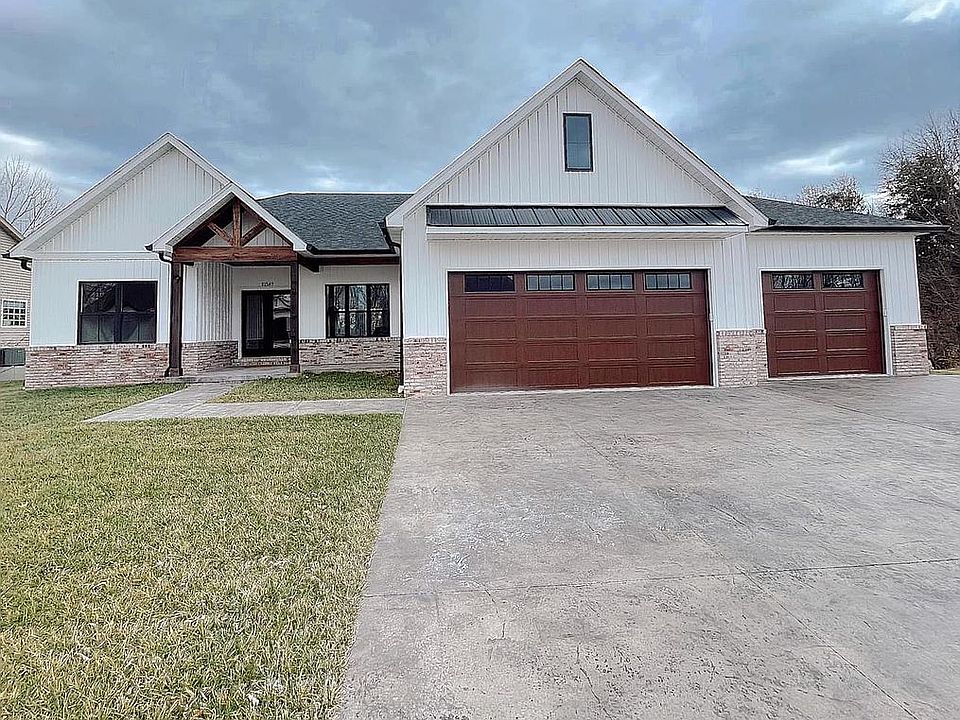 1st image of 10548 Victoria Falls Dr