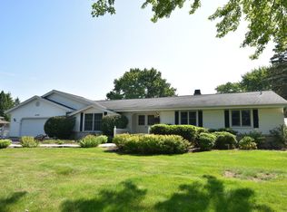 W156N10260 Pilgrim Rd, Germantown, WI 53022