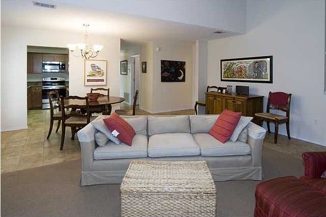 1st image of 916 Claeven Cir