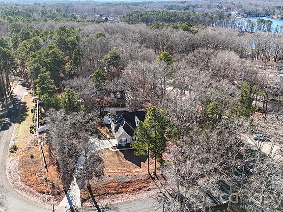 4th image of 10806 Willow Oak Rd