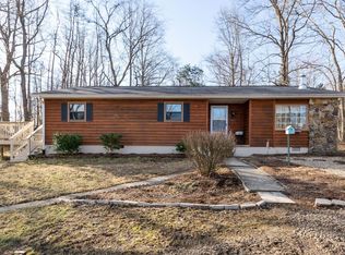 7435 S Rockport Rd, Bloomington, IN 47403