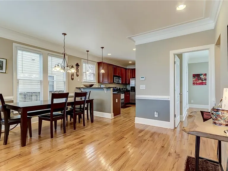 345 Chastain St SE — Photo 8